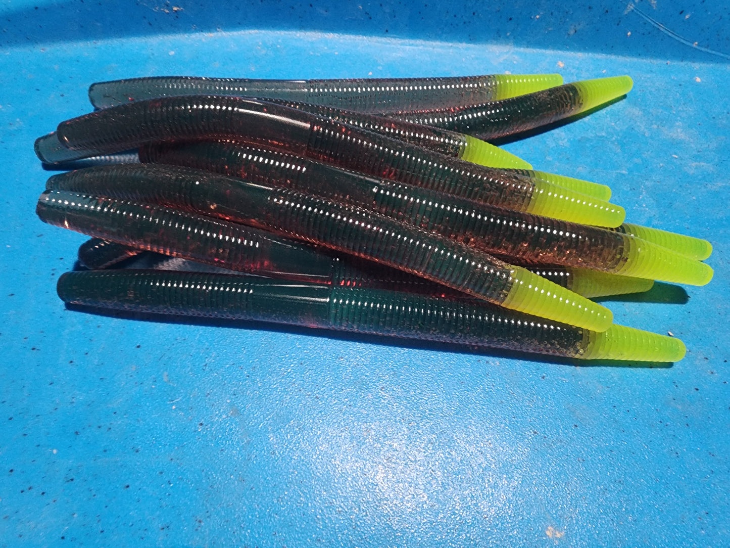 Motoroil Chartreuse Tail